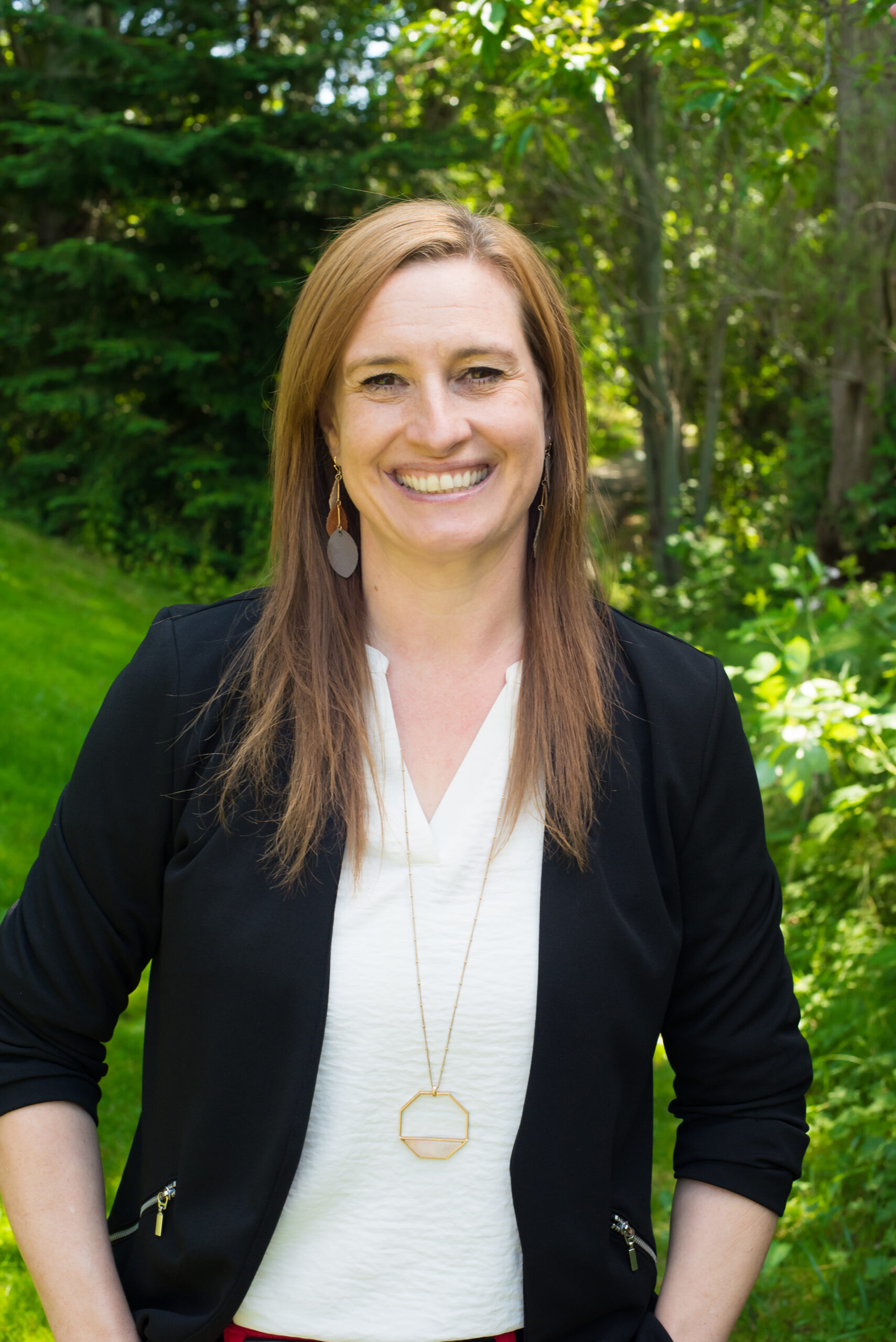 Julie Canterbury Headshot 2022